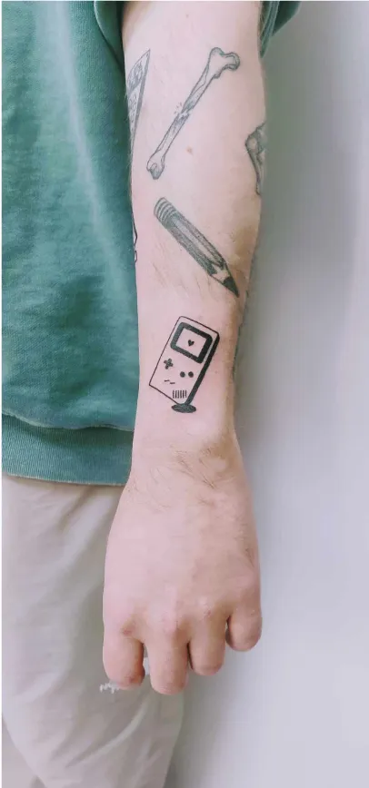 Tampala - Tatouage Handpoke