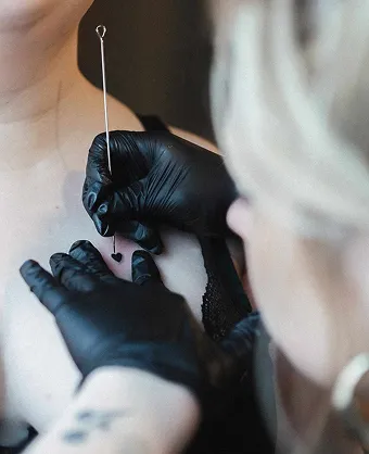 Tatouage handpoke