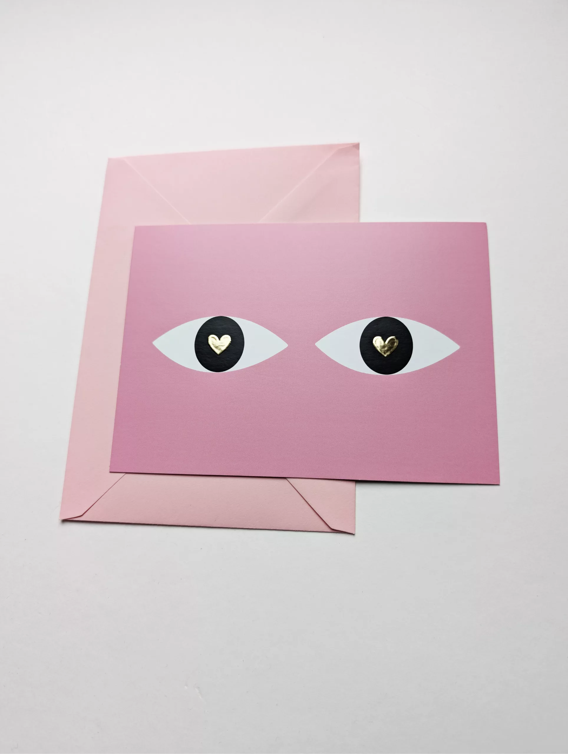 Carte postale - Yeux malicieux – Image 1